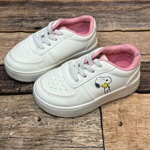 Snoopy Sneakers 6c